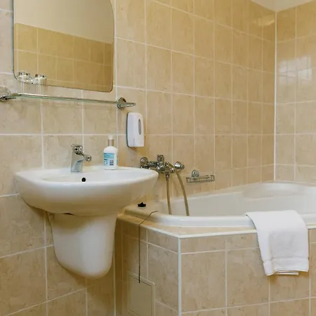 Tatrawest Otel *